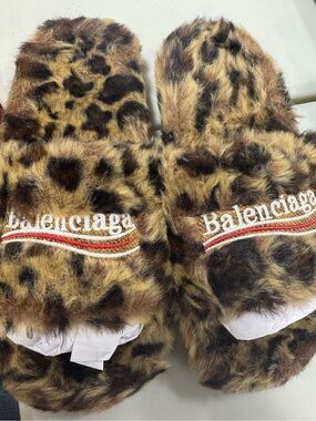 Leopard print slides
